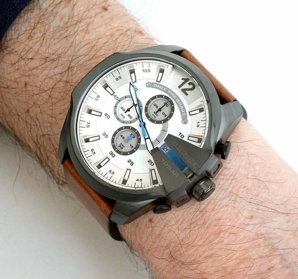 Diesel DZ4280 Erkek Kol Saati