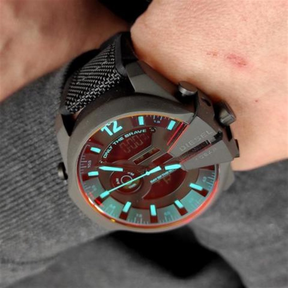 Diesel DZ4548 Erkek Kol Saati