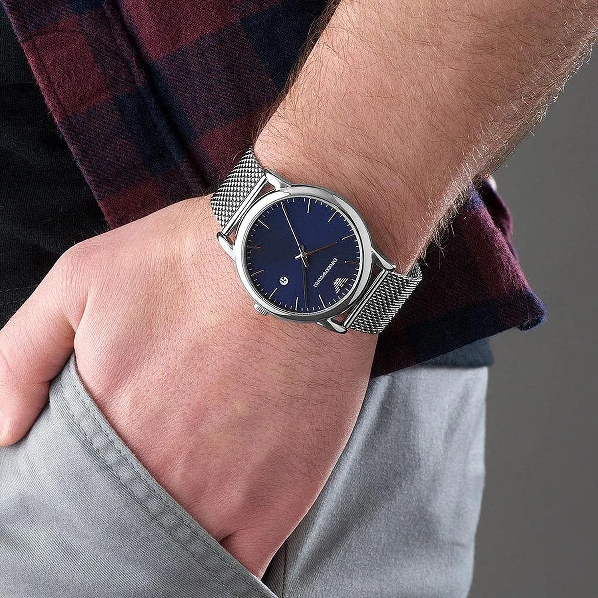 Emporio Armani AR11230 Erkek Kol Saati