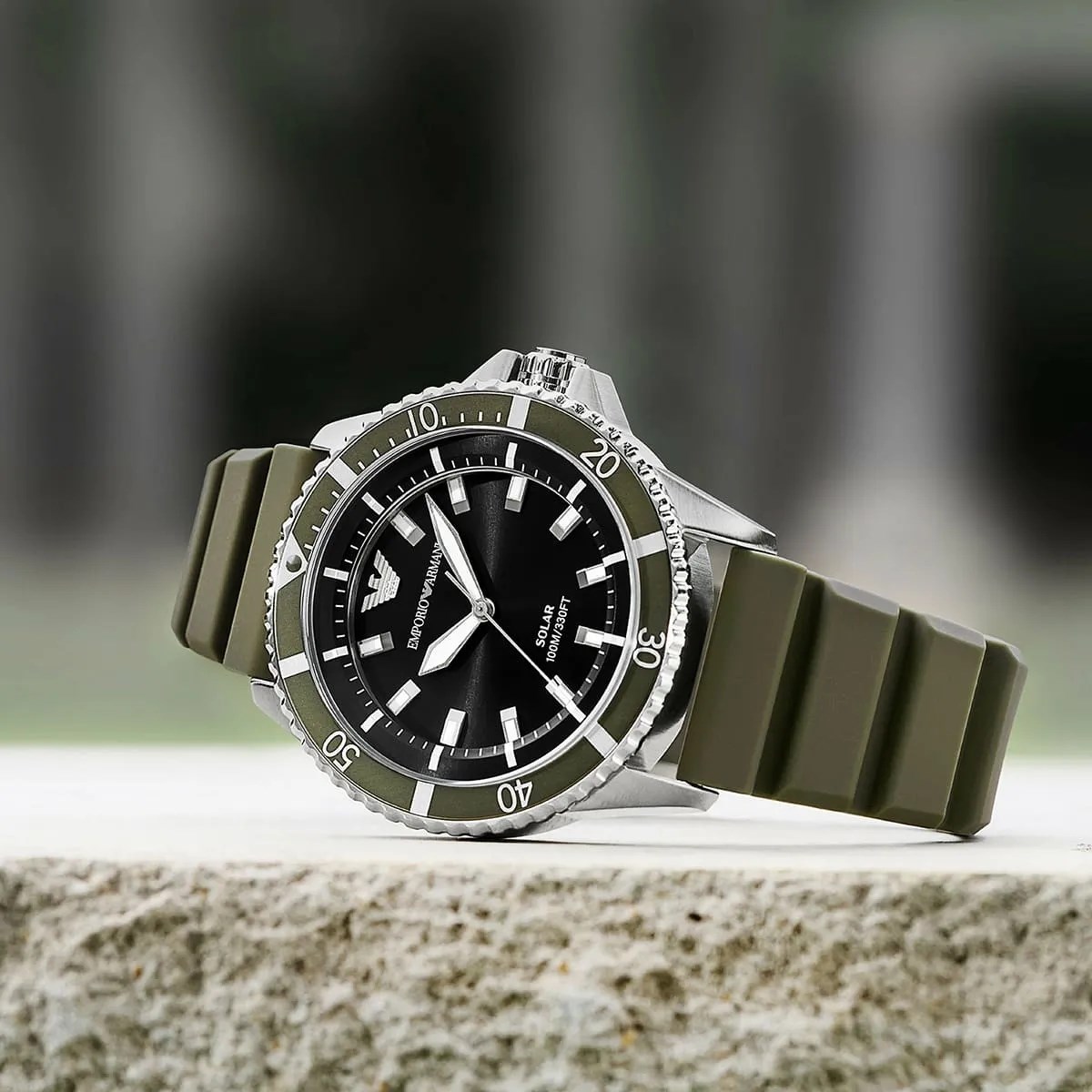 Emporio Armani AR11699 Solar Erkek Kol Saati