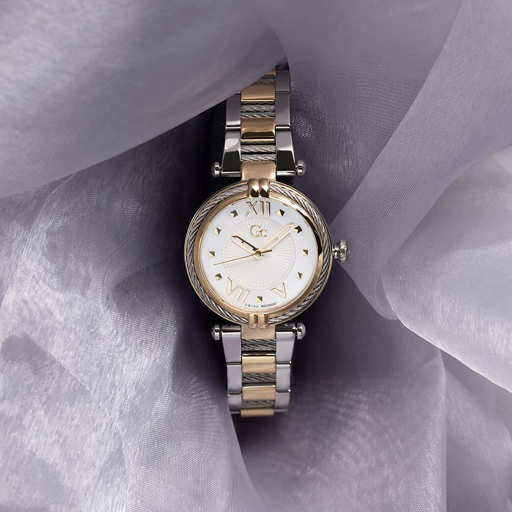 Gc GCY18002L1 Kadın Kol Saati