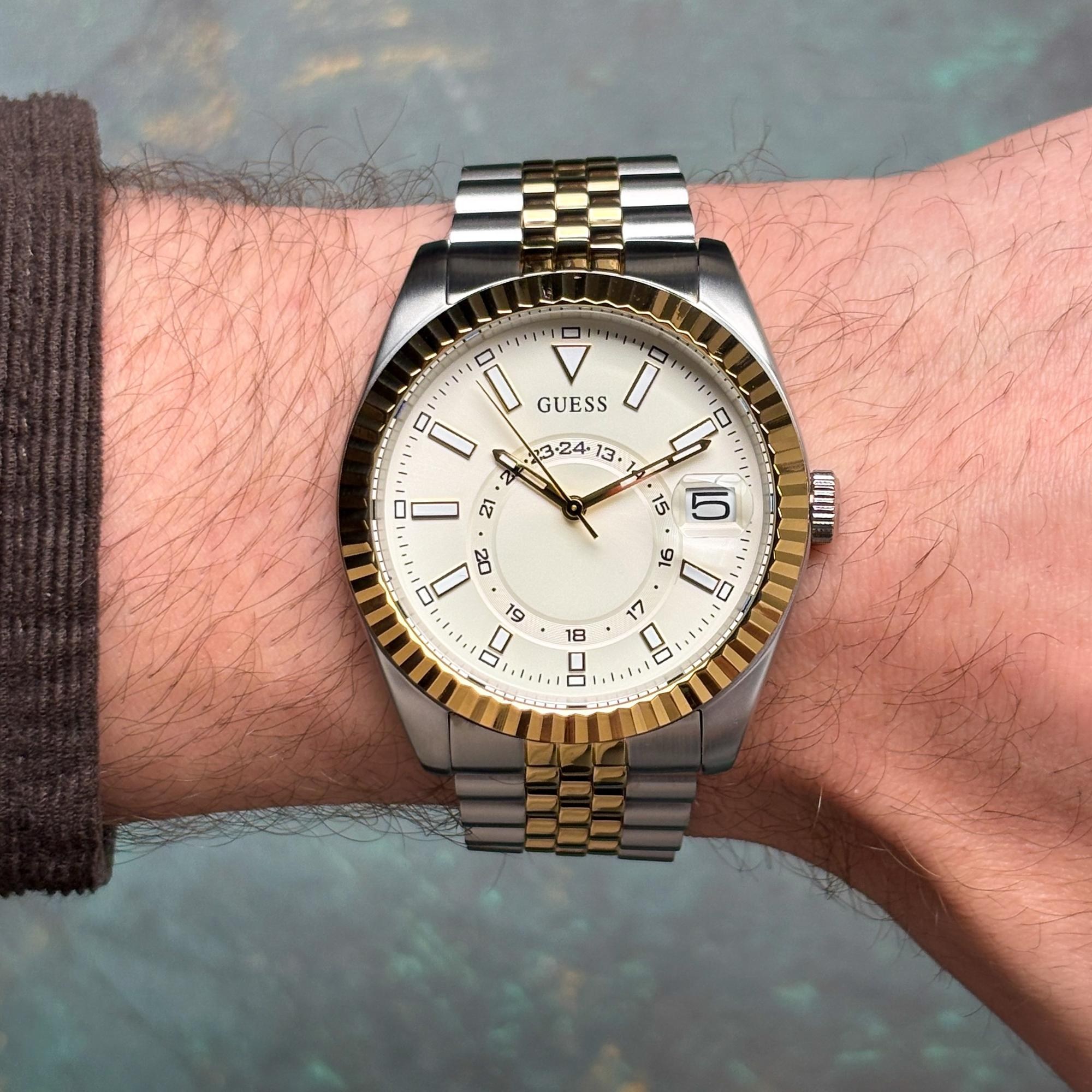 Guess GUGW0977G6 Erkek Kol Saati