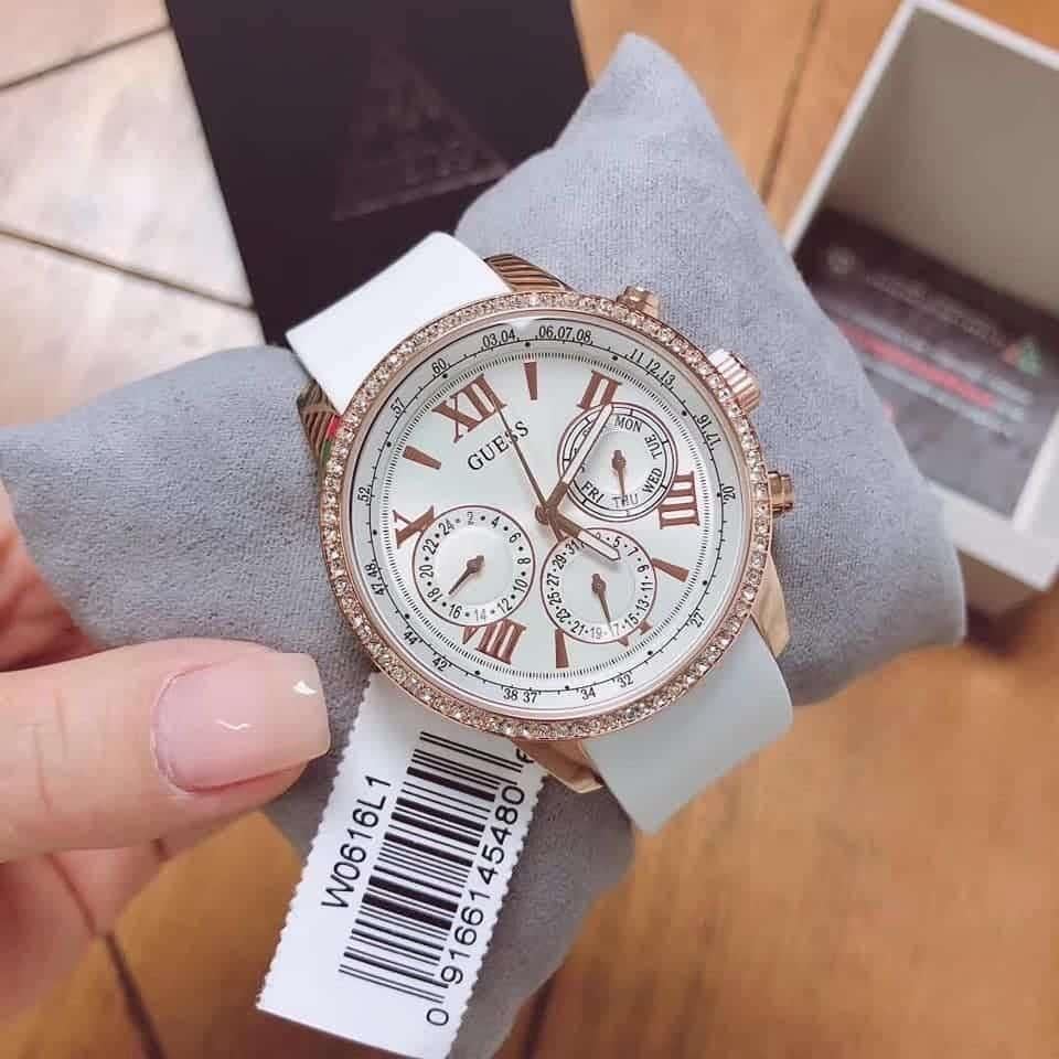 Guess GUW0616L1 Kadın Kol Saati