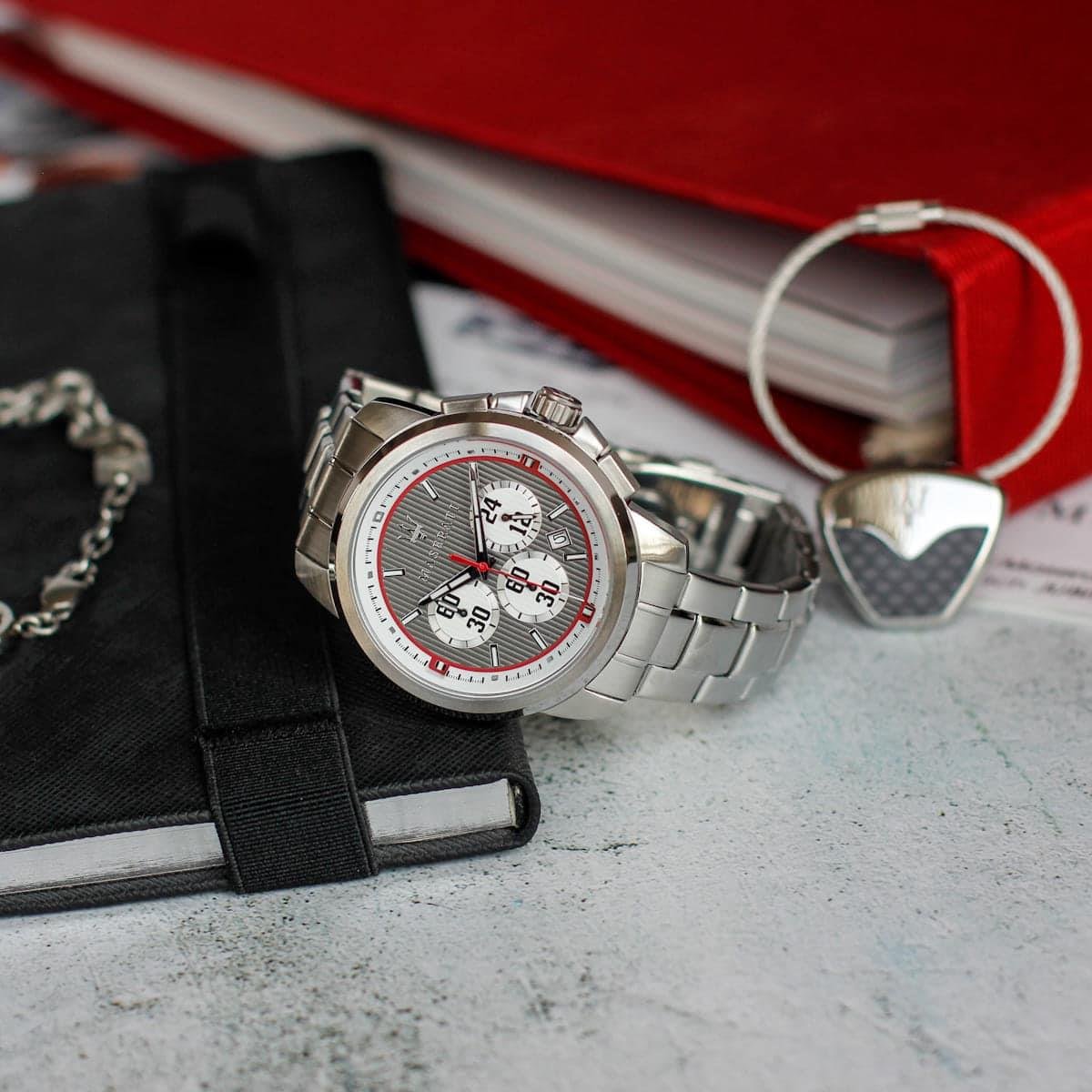 Maserati R8873637003 Erkek Kol Saati