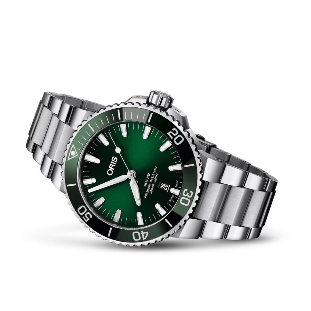 Oris Aquis Date 01 733 7730 4157-07 8 24 05PEB Erkek Kol Saati