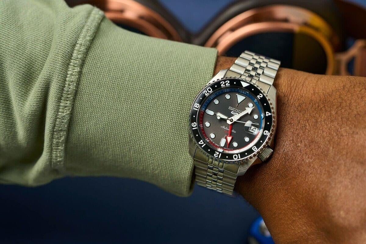 Seiko 5 Sports Otomatik GMT SSK019 Erkek Kol Saati SSK019J1