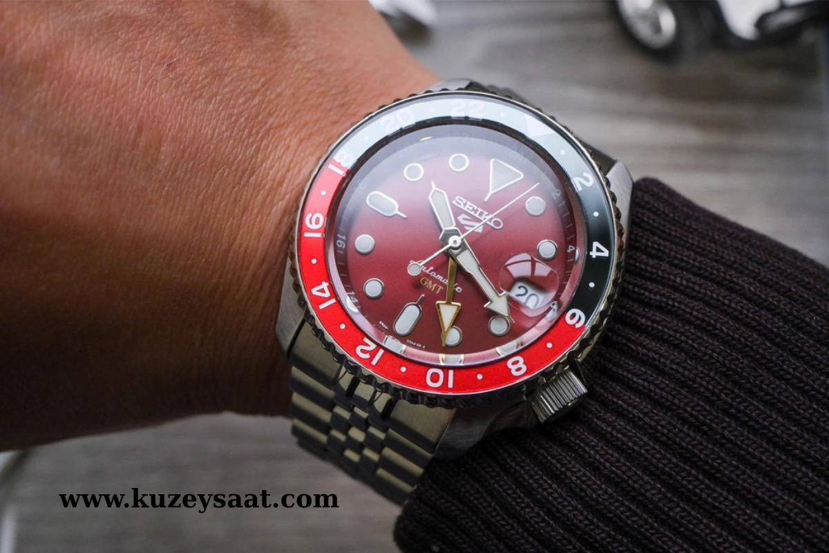 Seiko 5 Sports Otomatik GMT SSK031K Erkek Kol Saati SSK031K1