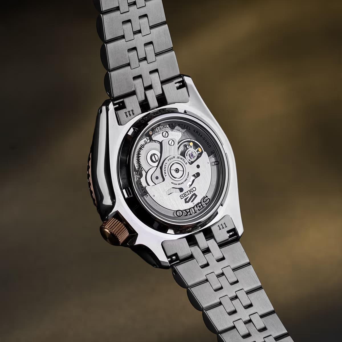 Seiko 5 Sports Otomatik GMT SSK046K Erkek Kol Saati SSK046K1