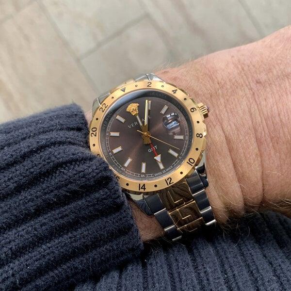 Versace VRSCV11040015 Erkek Kol Saati