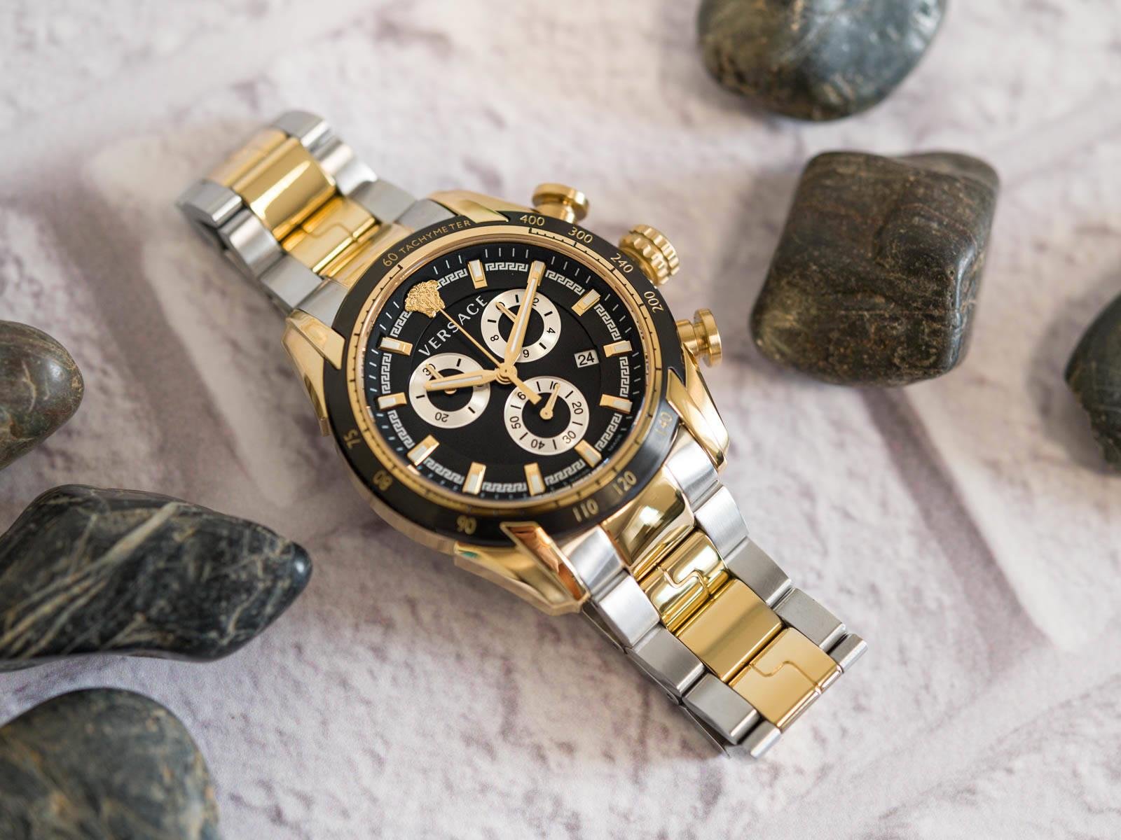 Versace VRSCVE2I00421 Erkek Kol Saati