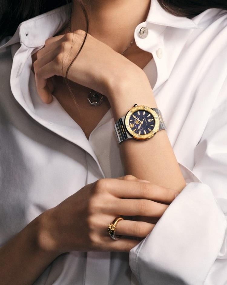 Versace VRSCVE7G00223 Kadın Kol Saati