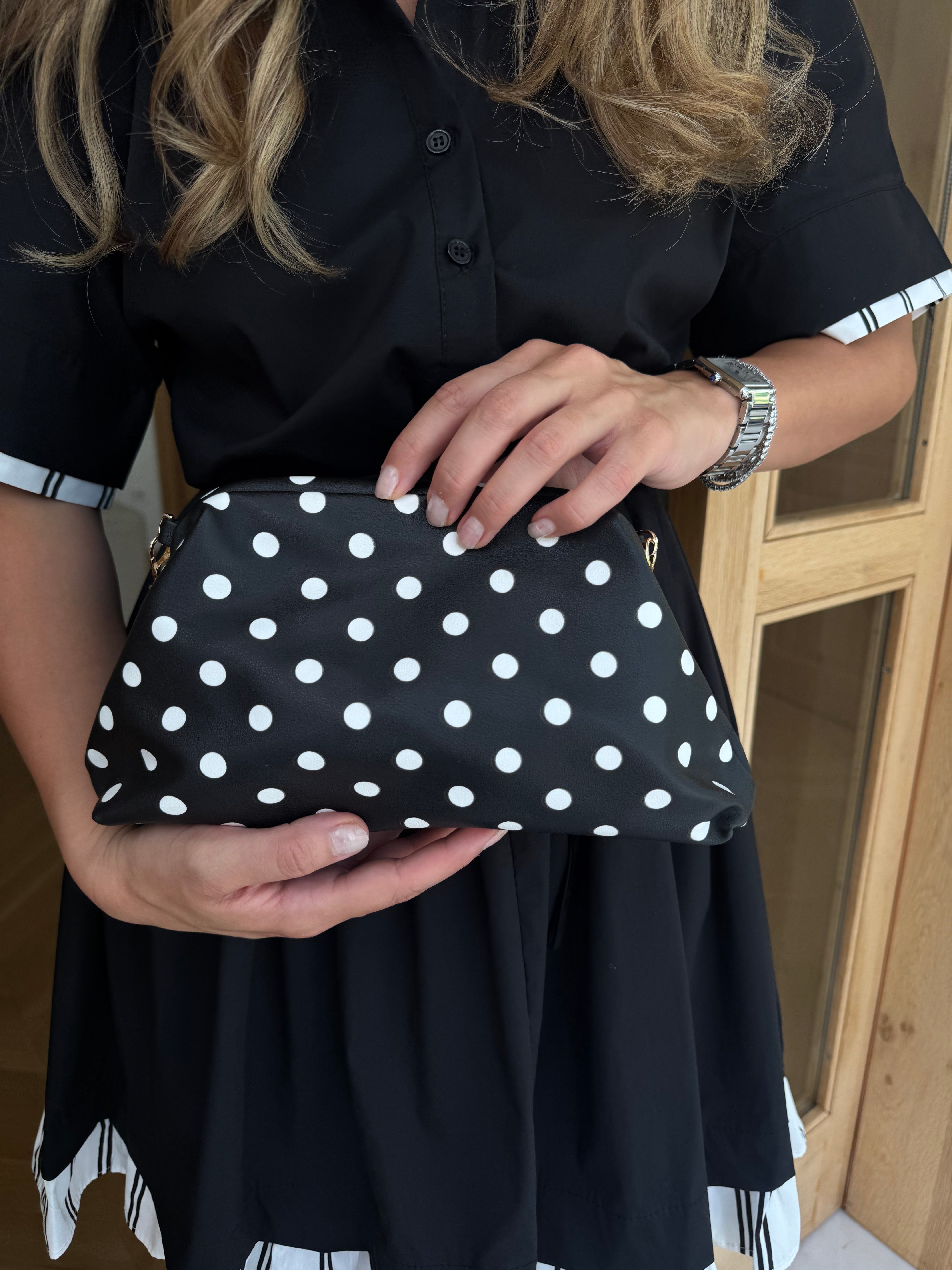 Burslu Clutch Mini Çanta Beyaz Puantiyeli Siyah