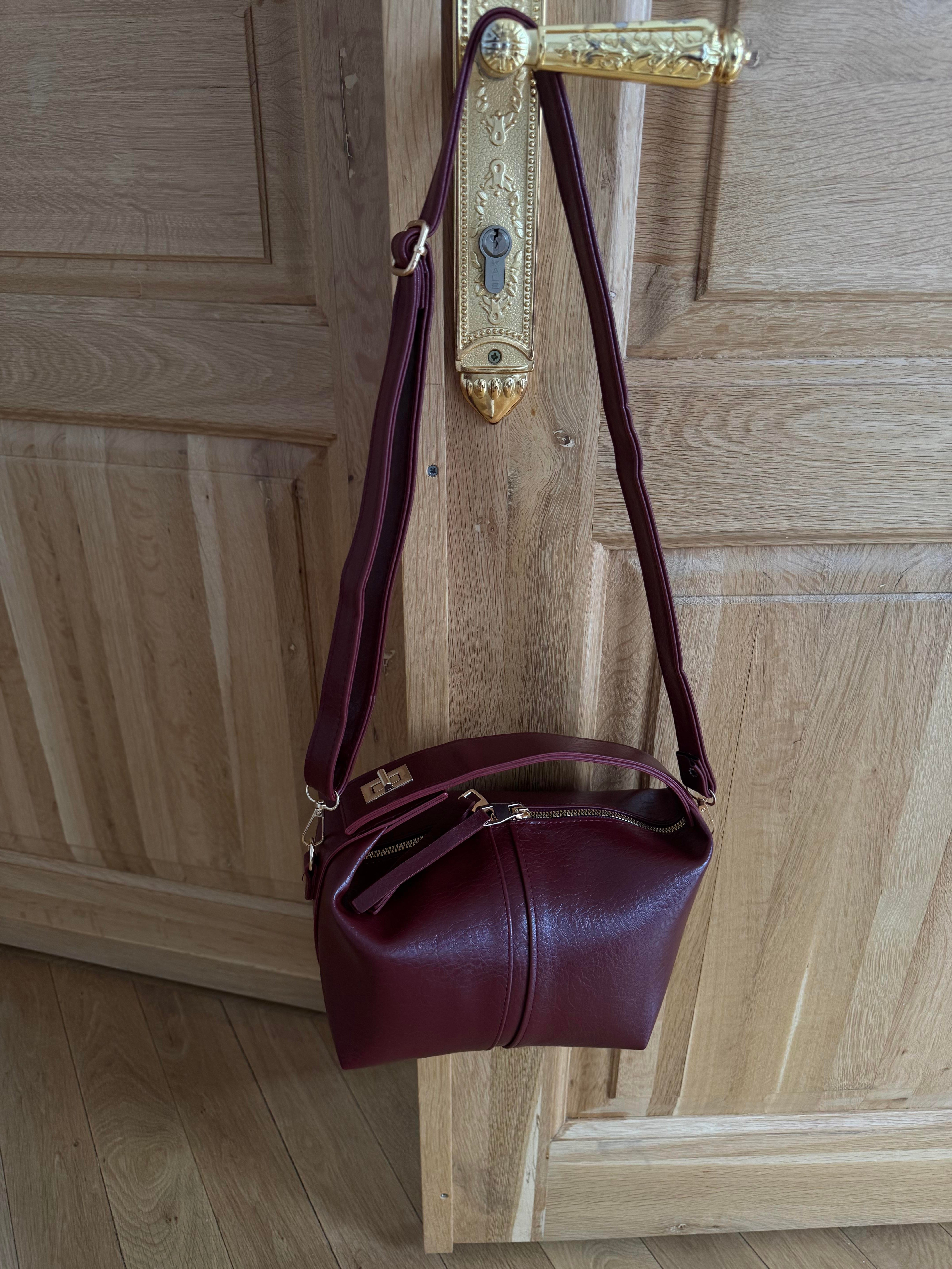 Pouch Bag Kilit Askılı Omuz Çantası Bordo