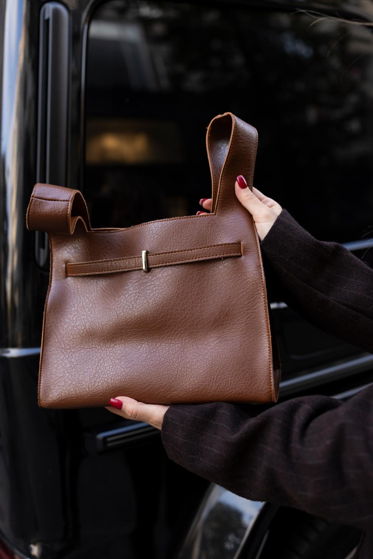 Shopper Bag Kemer Aksesuarlı Omuz Çantası Taba