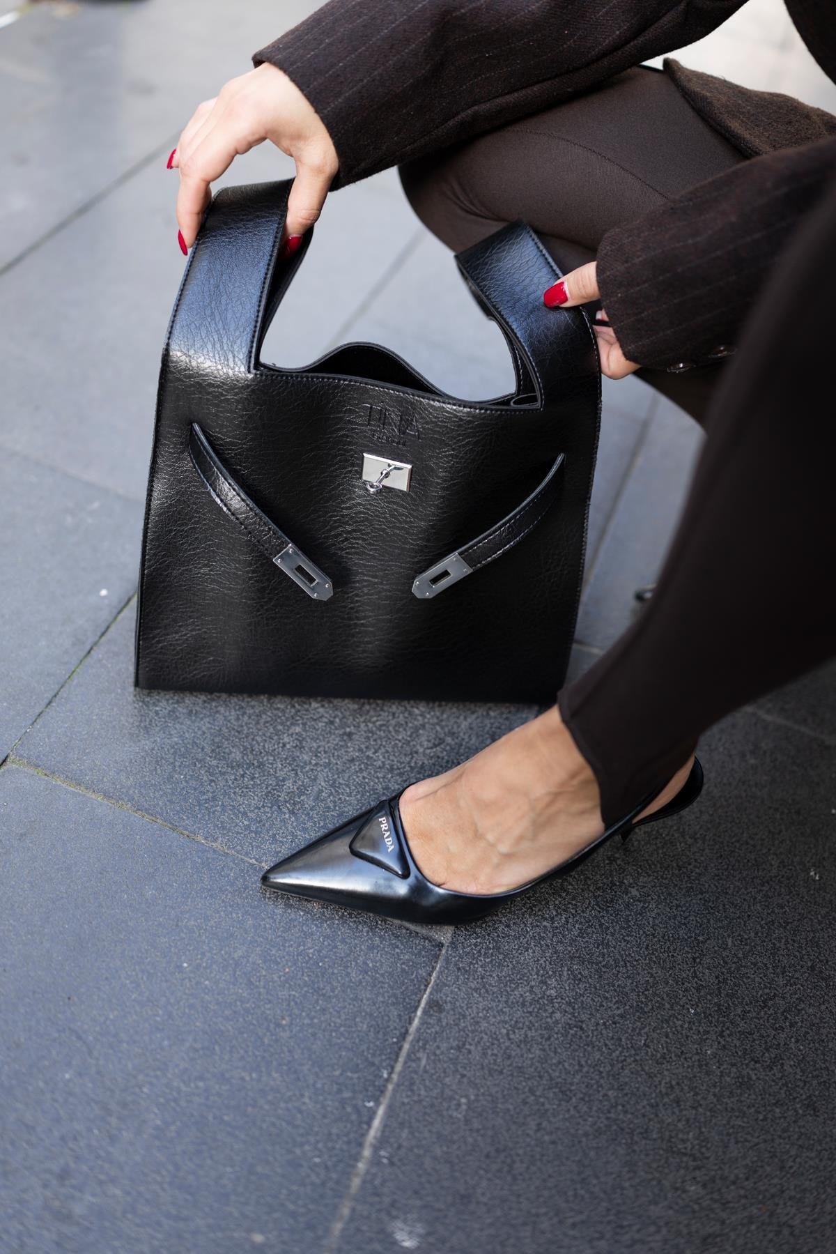 Shopper Bag Kemer Aksesuarlı Omuz Çantası Siyah