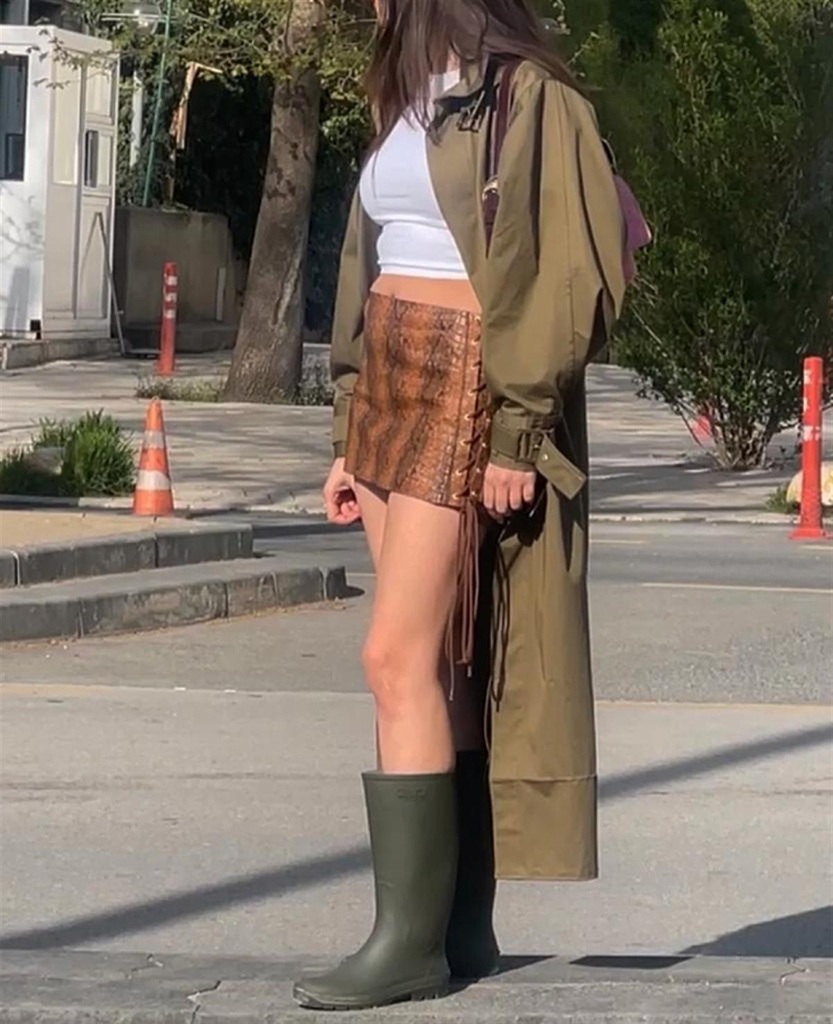 KUŞGÖZÜ DETAYLI MİNİ ETEK