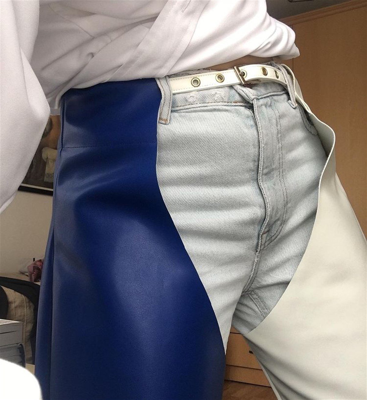 MAVİ-BEYAZ VEGAN DERİ CHAPS PANTOLON