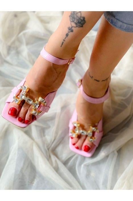 ARYA PEMBE RUGAN TASLI TOPUKLU SANDALET