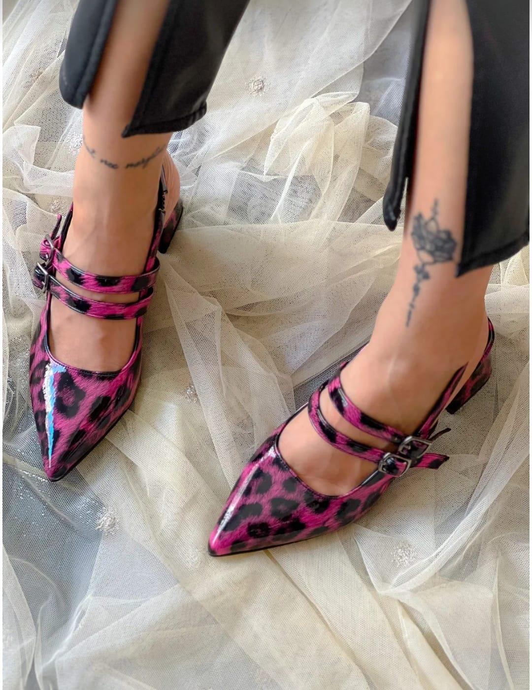 irmona CEYLİ PEMBE LEOPAR 2 BANTLI TOPUKLU SANDALET