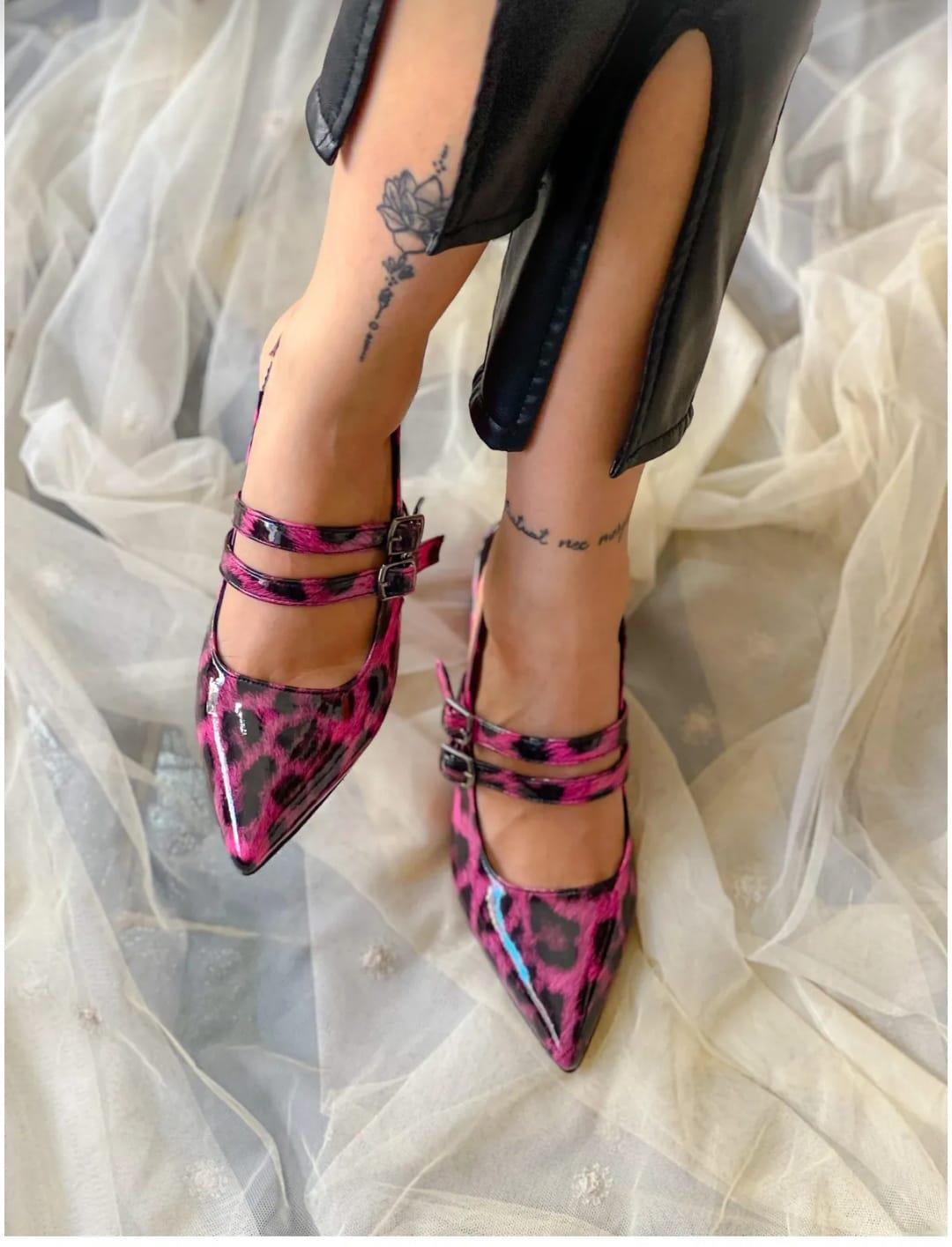 irmona CEYLİ PEMBE LEOPAR 2 BANTLI TOPUKLU SANDALET