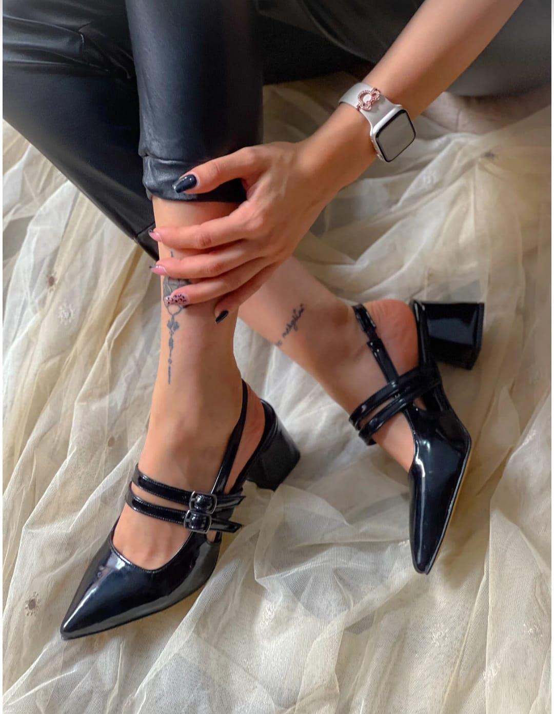 irmona CEYLİ SİYAH RUGAN 2 BANTLI TOPUKLU SANDALET