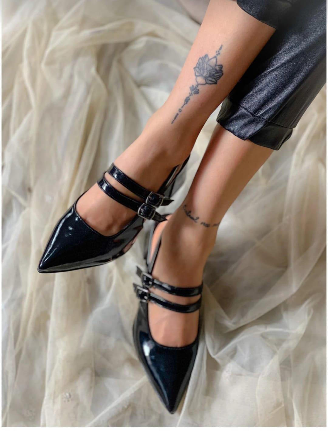 irmona CEYLİ SİYAH RUGAN 2 BANTLI TOPUKLU SANDALET