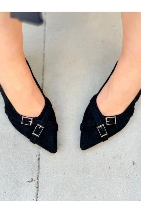 KENDI SİYAH SÜET TOKALI SIVRI BURUN TOPUKLU SANDALET