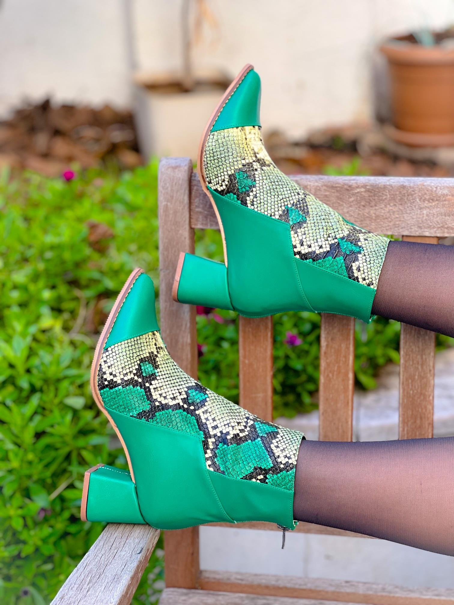 LORA YEŞİL DERİ YILAN DERİSİ DETAYLI 5 CM TOPUKLU BOT