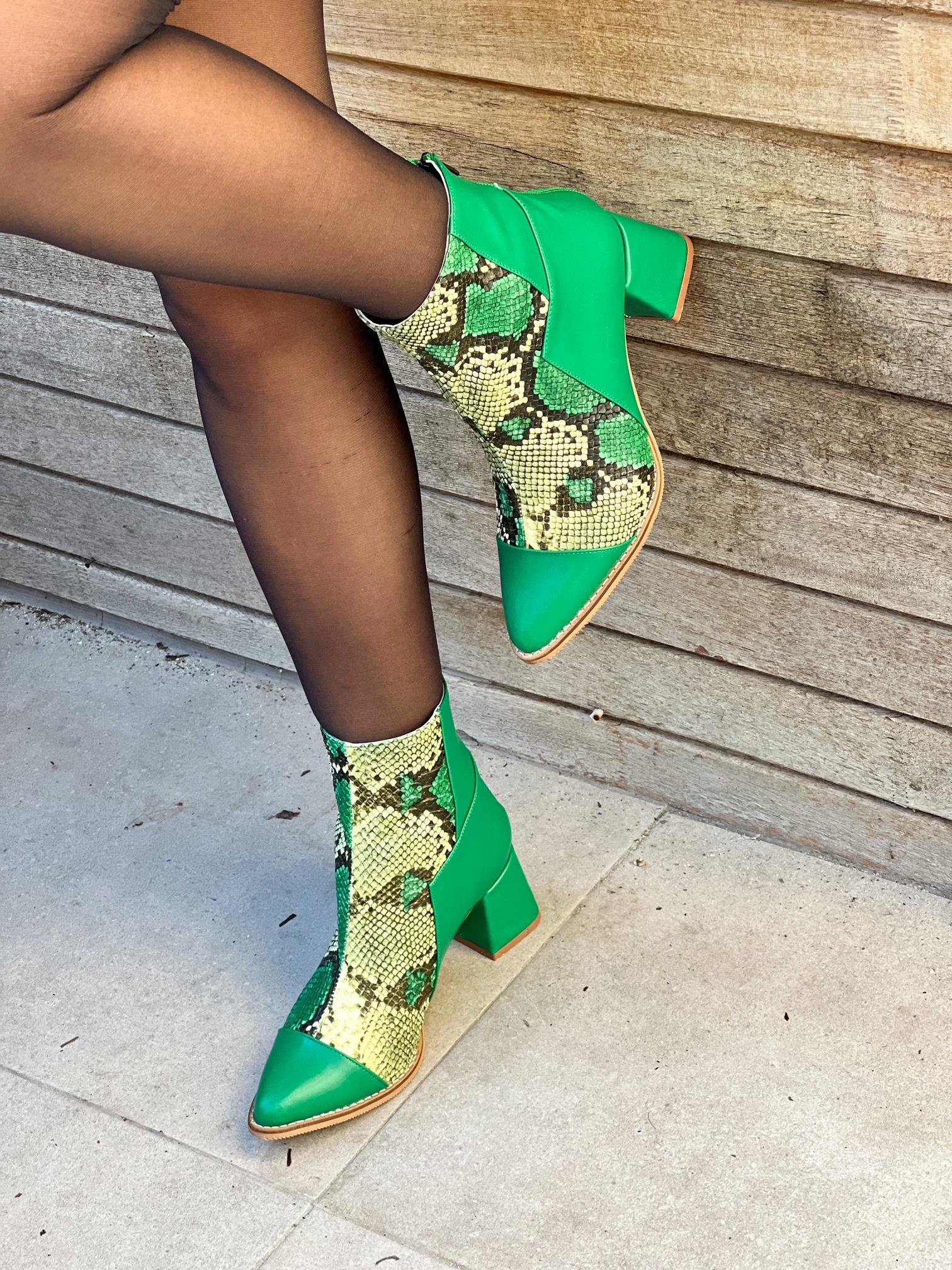 LORA YEŞİL DERİ YILAN DERİSİ DETAYLI 5 CM TOPUKLU BOT