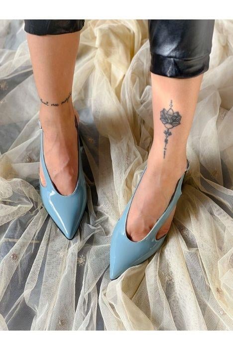 NISO BEBEK MAVİ RUGAN TOPUKLU SANDALET