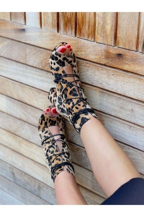 Smi̇le Tüylü Leopar Bagcikli 5 Cm Topuklu Yazlik Bot
