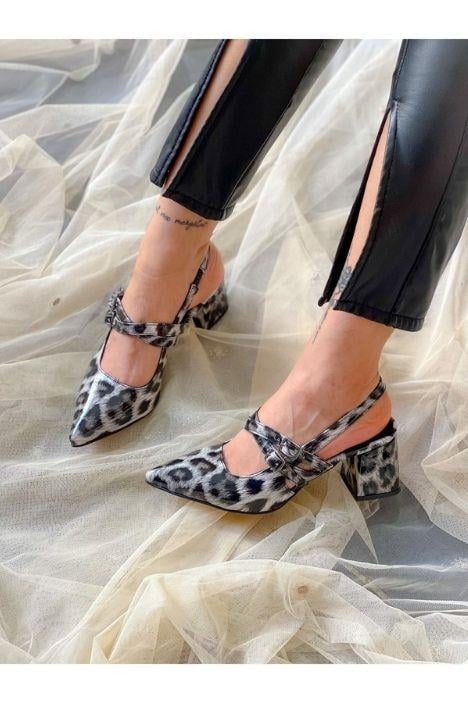 VERONİKA GRİ SİYAH LEOPAR RUGAN 2 TOKALI KISA ÖKÇE SANDALET