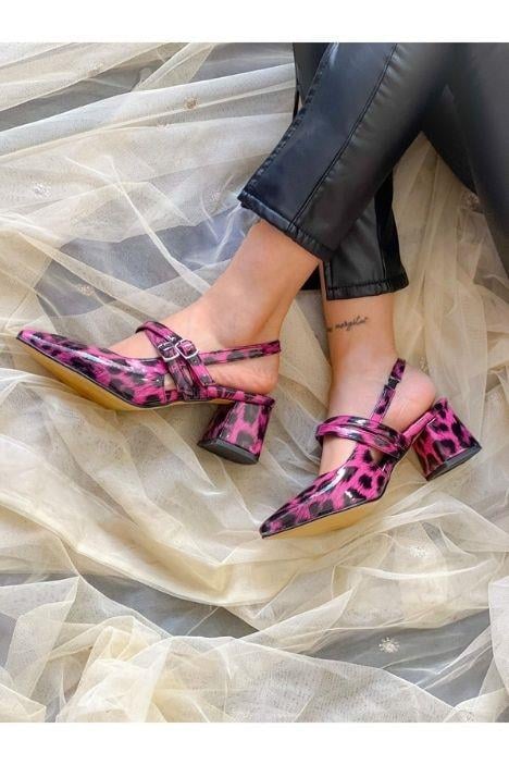 VERONİKA PEMBE LEOPAR RUGAN 2 TOKALI KISA ÖKÇE SANDALET
