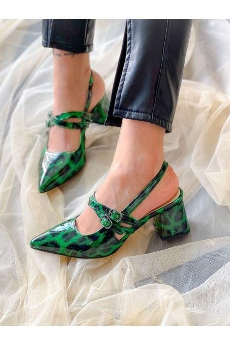 VERONİKA YEŞİL SİYAH LEOPAR RUGAN 2 TOKALI KISA ÖKÇE SANDALET