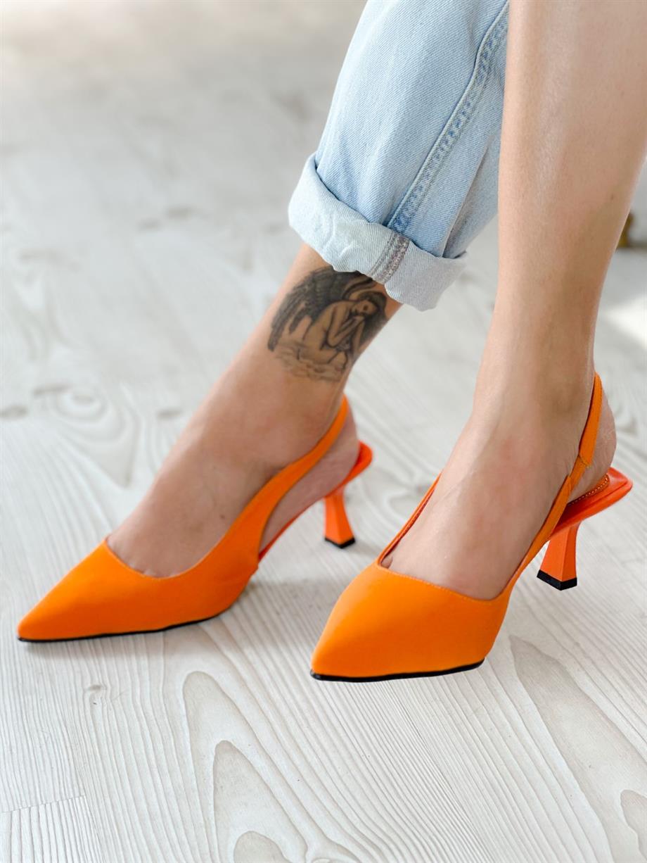ZARİ ORANGE TOPUKLU AYAKKABI
