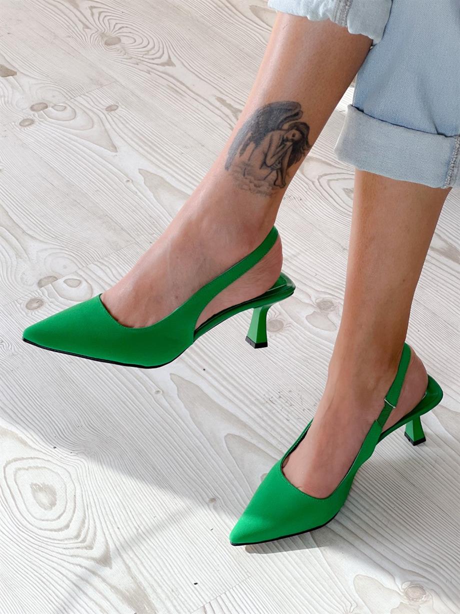 ZARİ YEŞİL TOPUKLU AYAKKABI