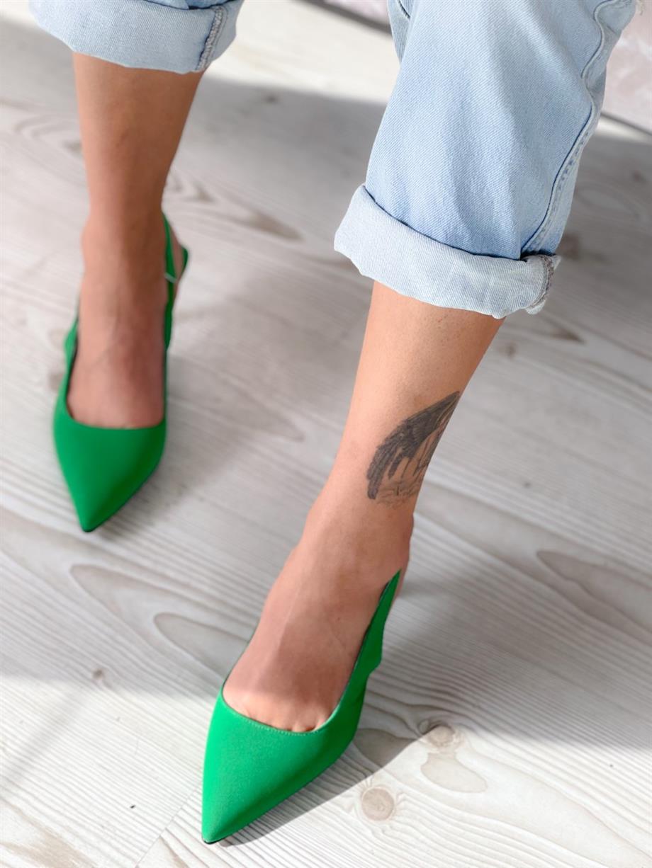 ZARİ YEŞİL TOPUKLU AYAKKABI