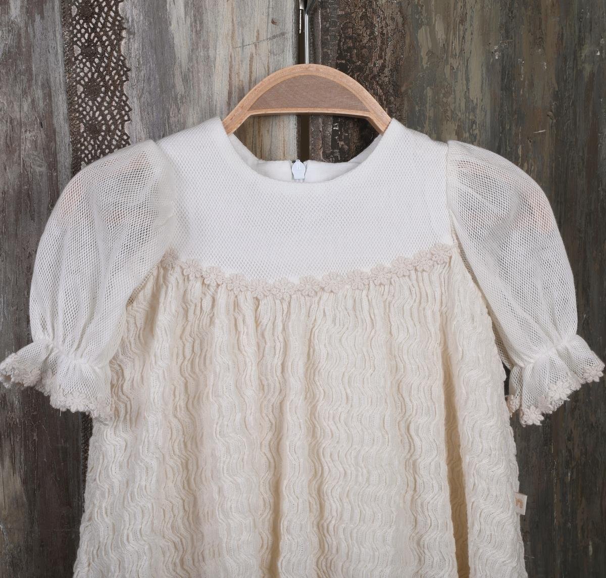 Papatya Detaylı Kız Bebek Elbise Bej