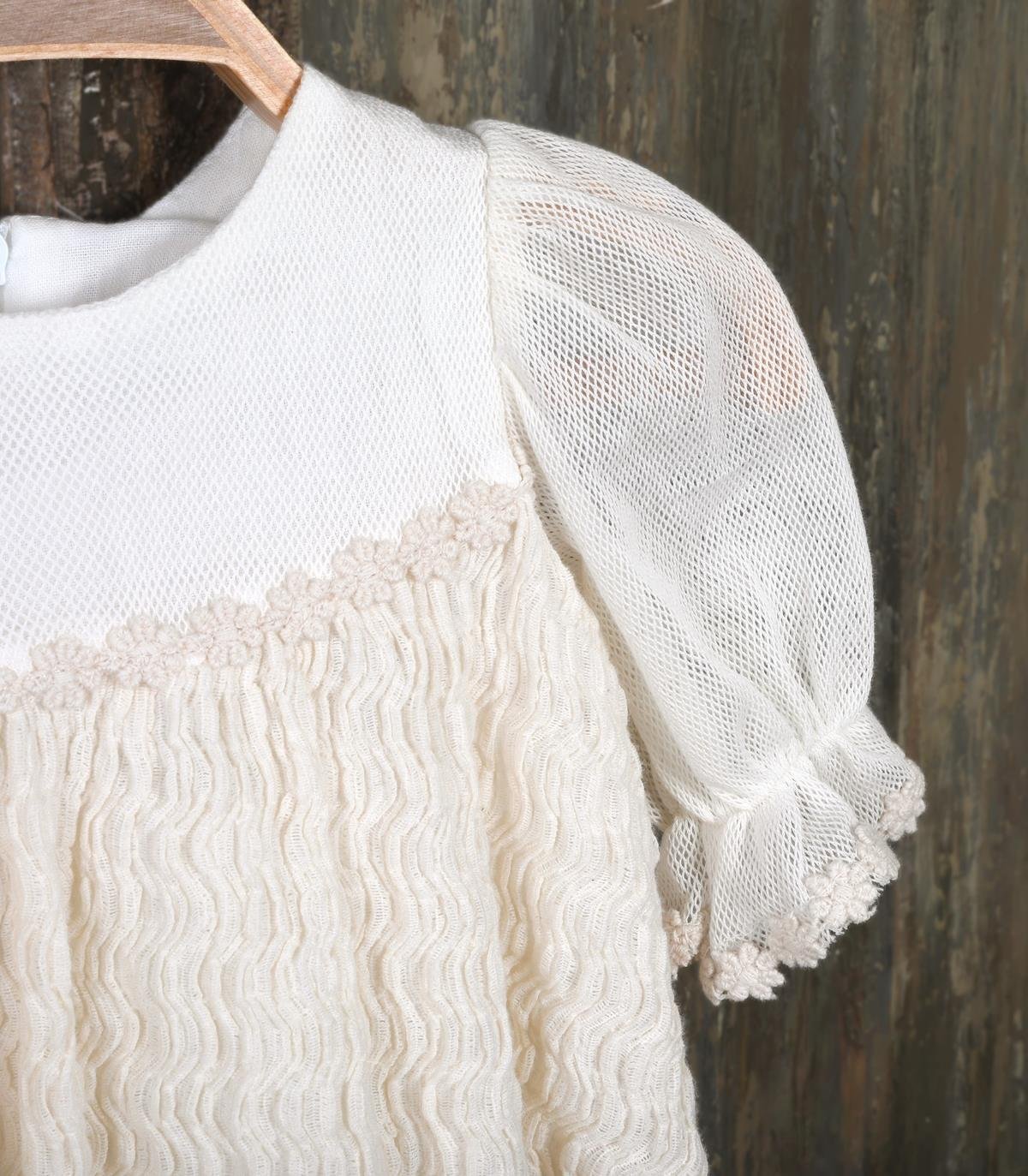 Papatya Detaylı Kız Bebek Elbise Bej