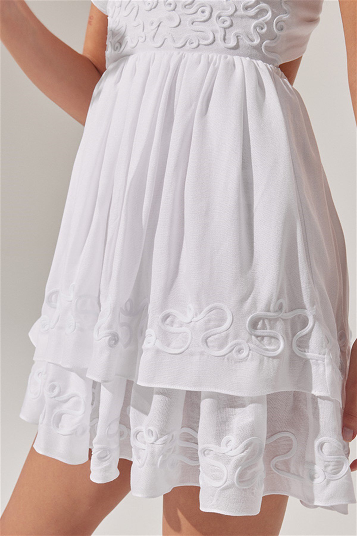 Çift Askılı, Eteği Katlı Mini Elbise