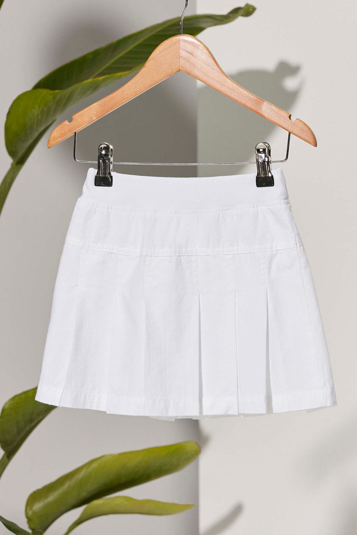 Çocuk Pileli Beyaz Etek