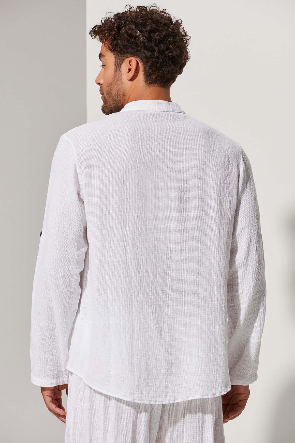 Hakim Yaka Erkek Beyaz T-Shirt