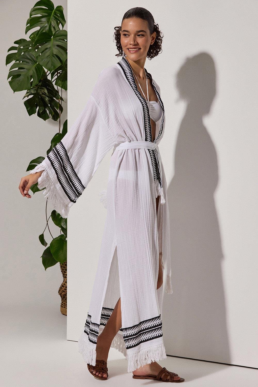 İşlemeli Kimono