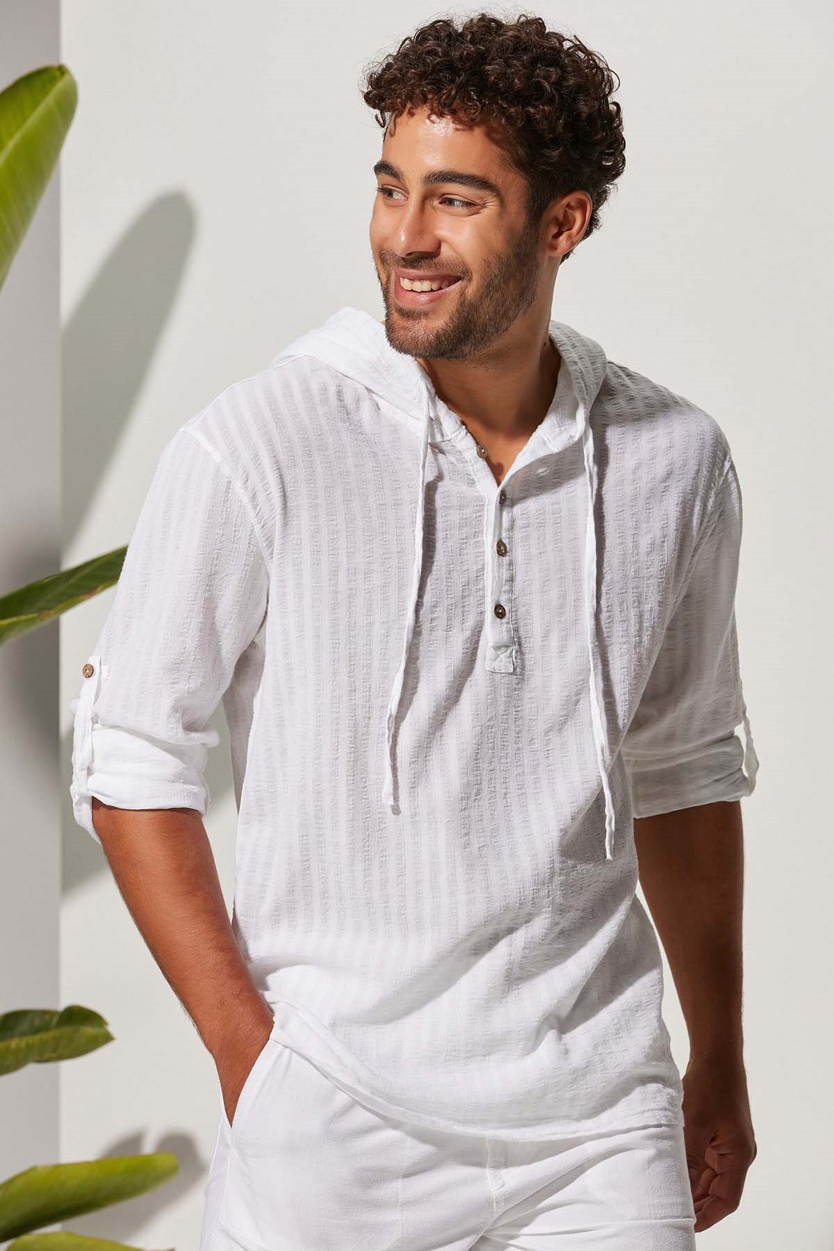 Kapüşonlu Erkek Beyaz T-Shirt