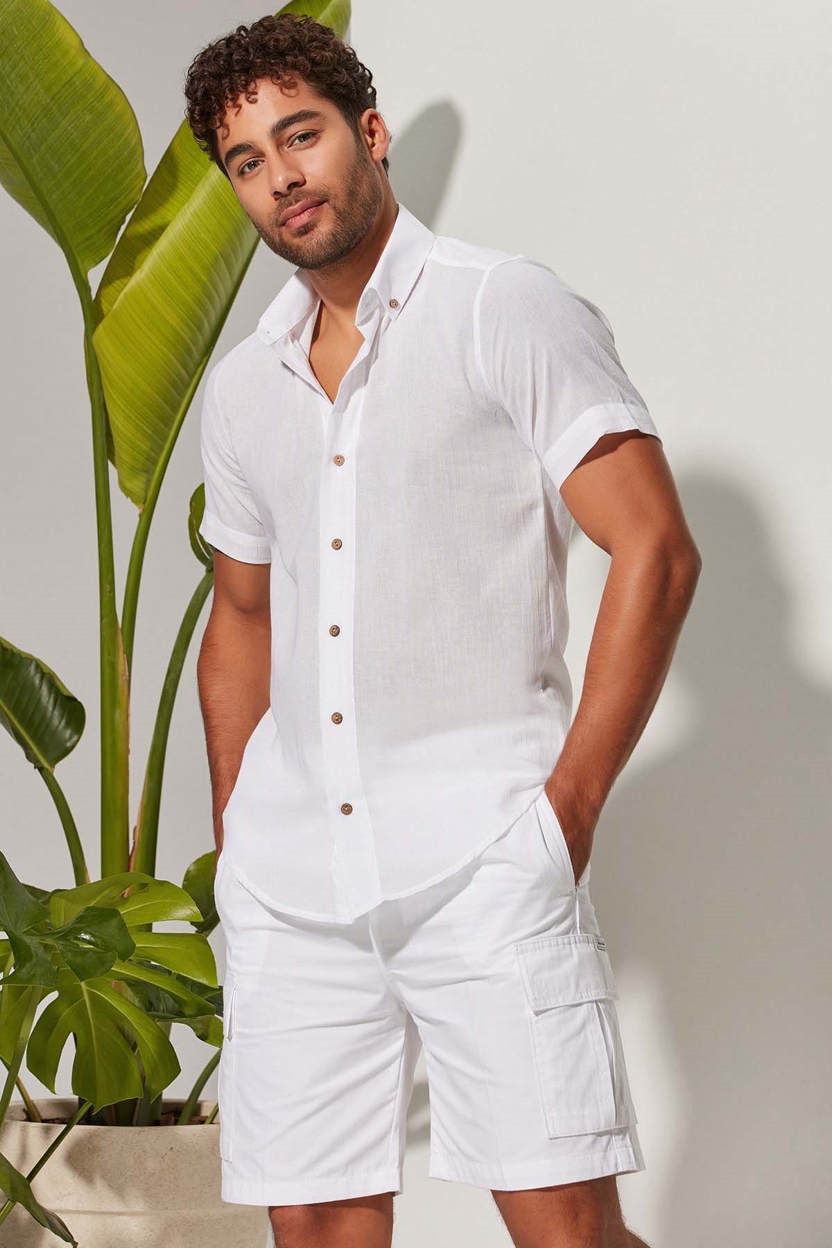 Kısa Kol Cepsiz Erkek Gömlek