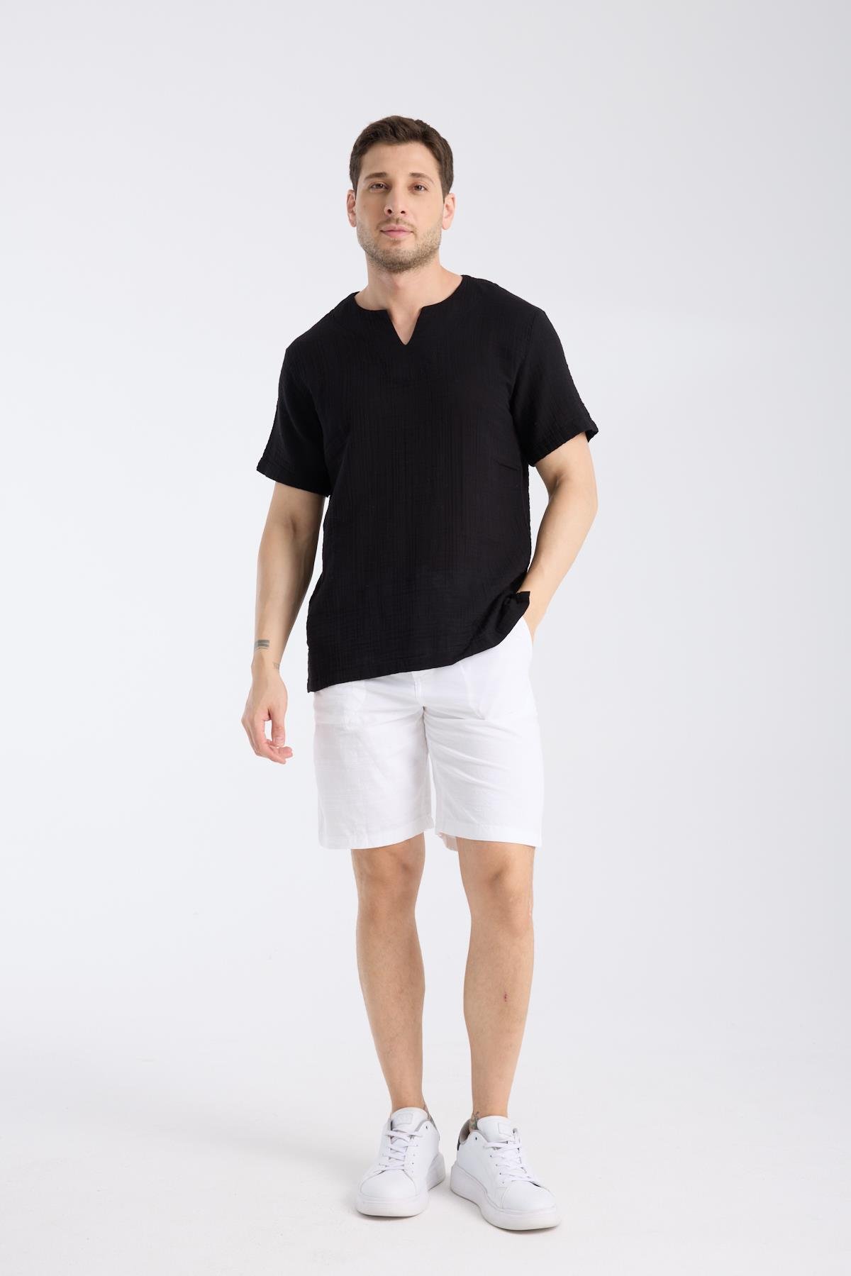 Kısa Kollu Bisiklet Yaka Siyah TShirt