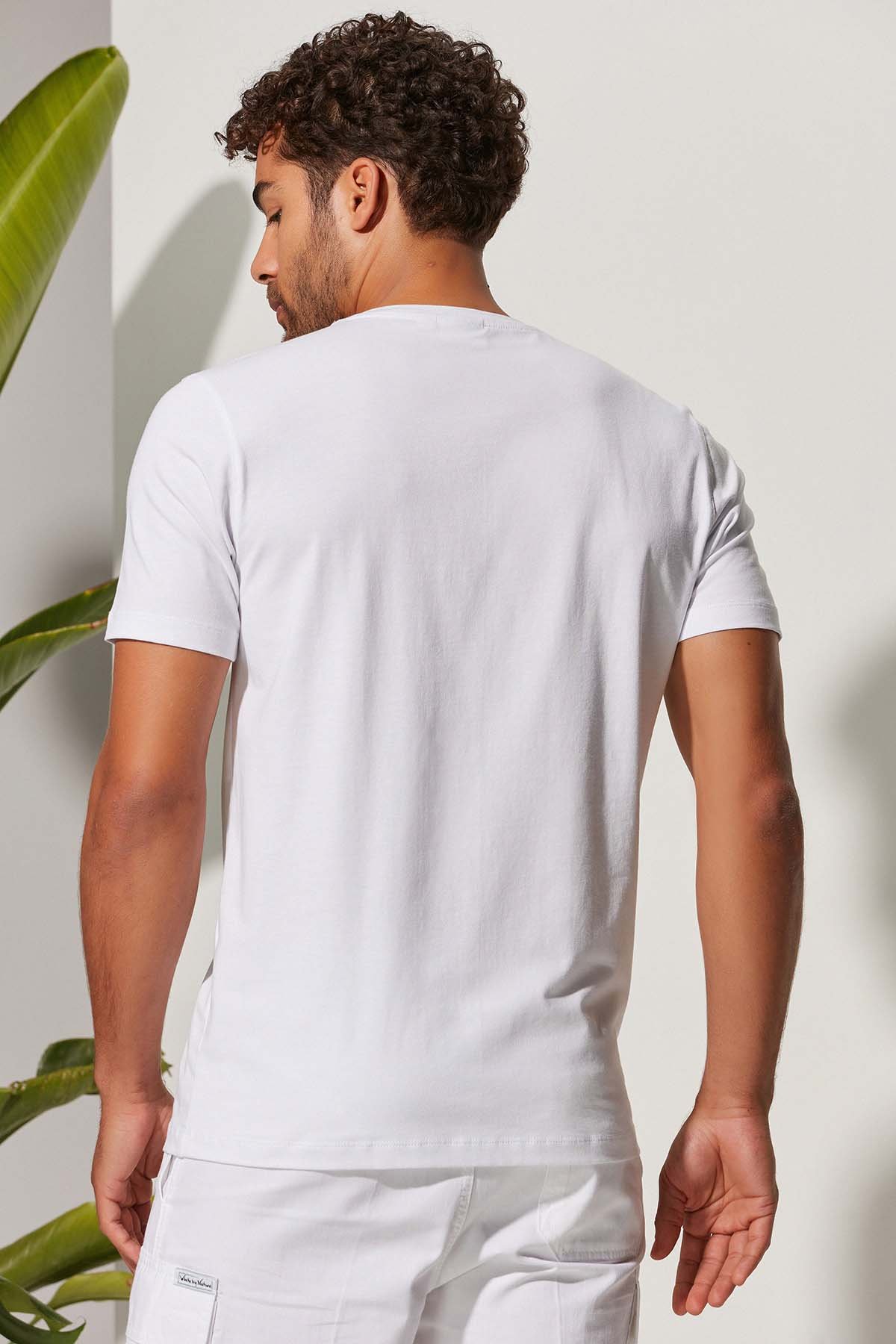 O Yaka Adamlar Erkek T-Shirt