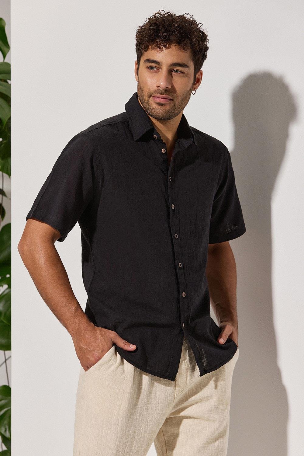 Short-Sleeved Sile Cloth Black Shirt