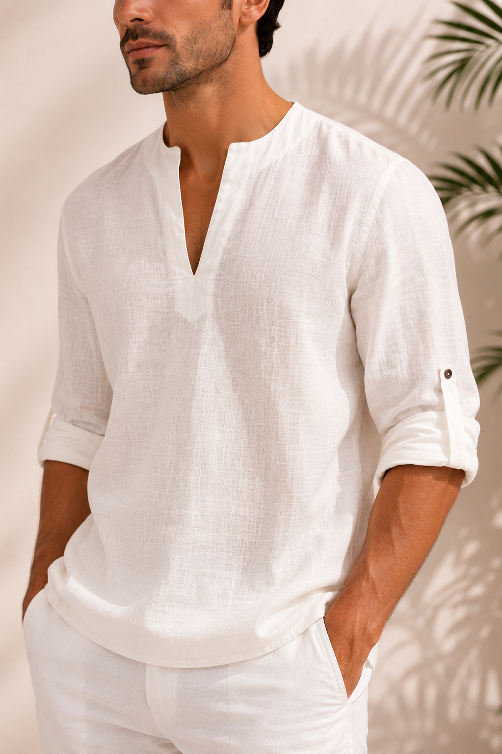 V Yaka Beyaz Keten T-Shirt