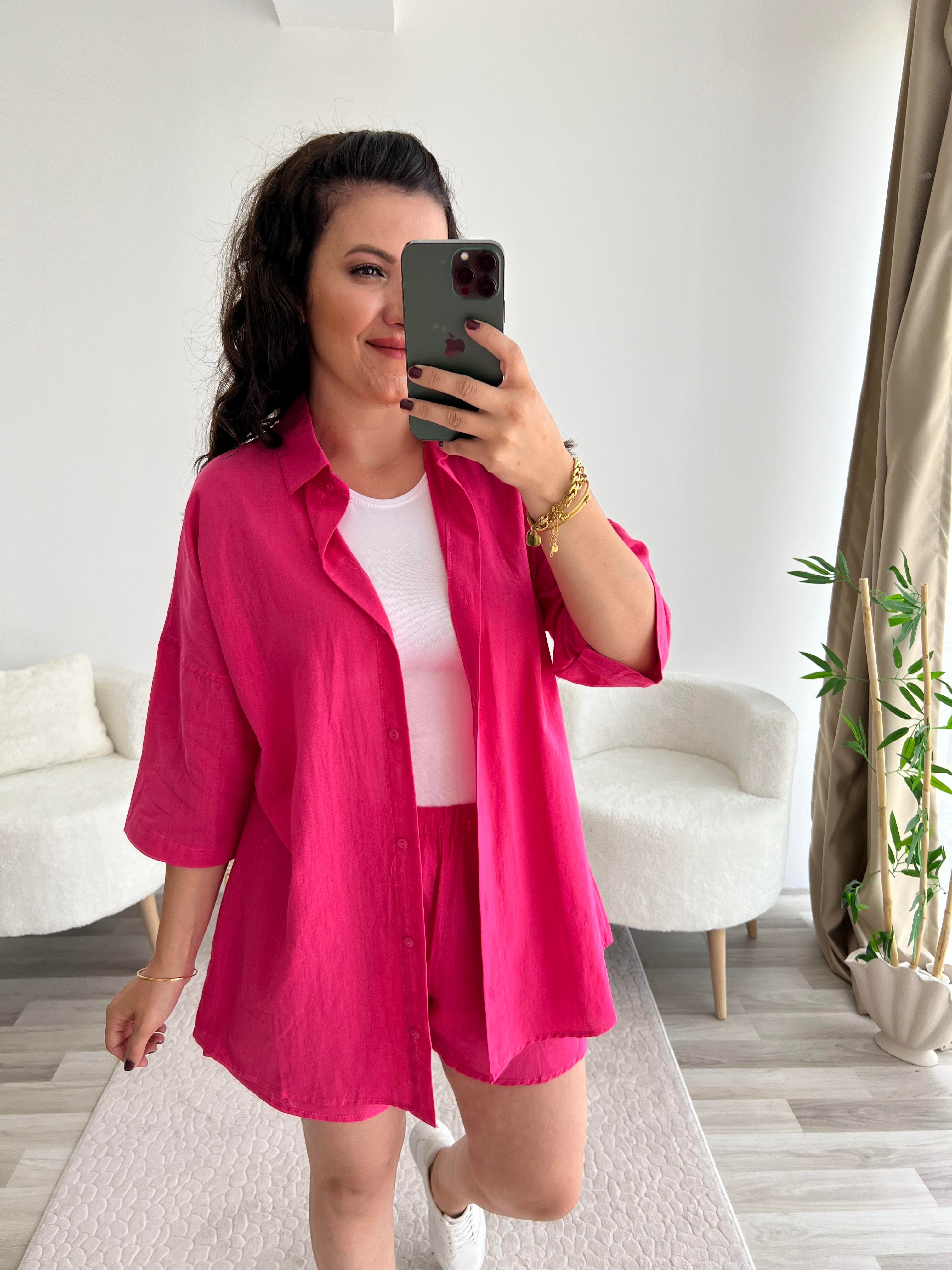 PEMBE ŞORTLU TAKIM